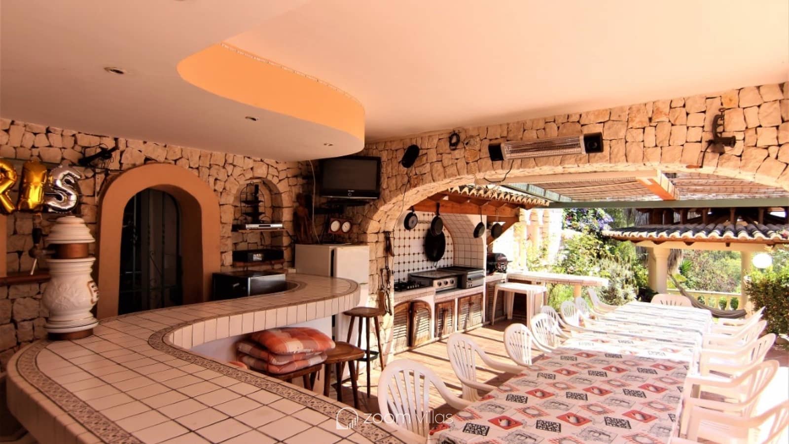 8 slaapkamer Villa te koop in Benissa met zwembad - € 949.000 (Ref: 8499040)