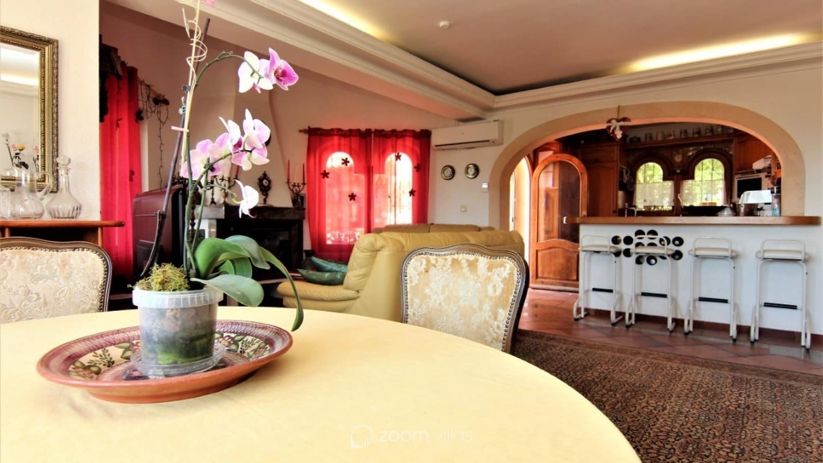 8 slaapkamer Villa te koop in Benissa met zwembad - € 949.000 (Ref: 8499040)