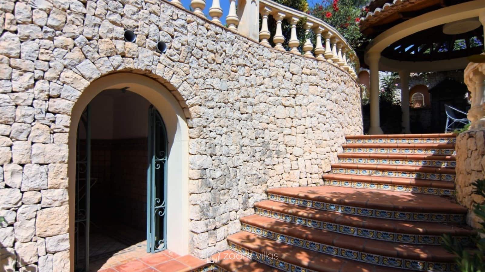 8 slaapkamer Villa te koop in Benissa met zwembad - € 949.000 (Ref: 8499040)