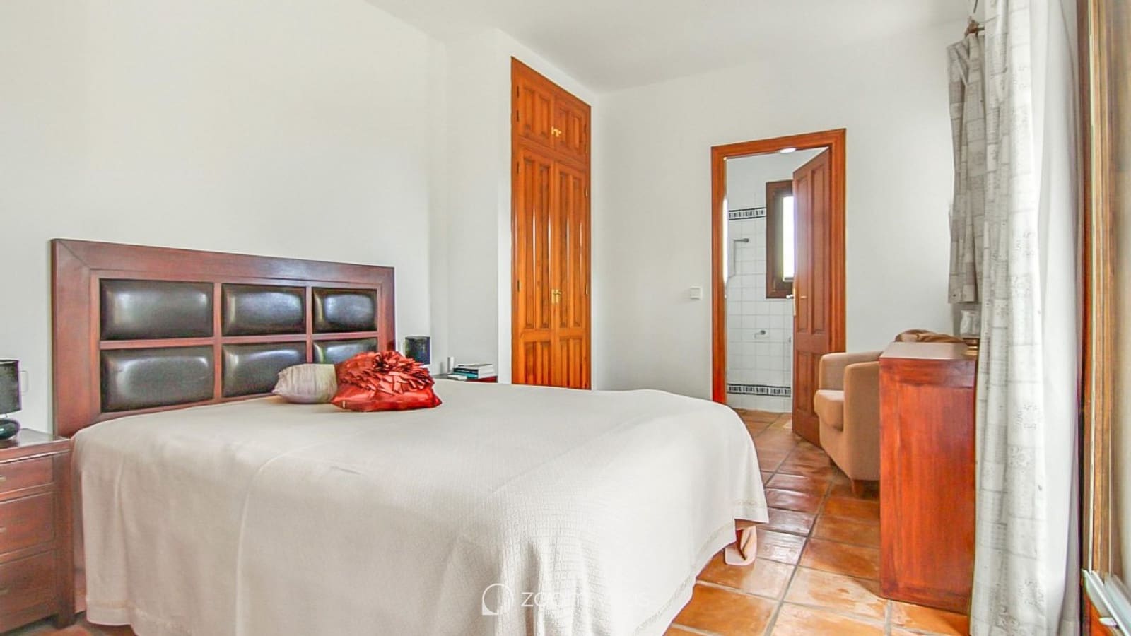 7 bedroom Villa for sale in Benissa with pool garage - € 995,000 (Ref: 8499041)