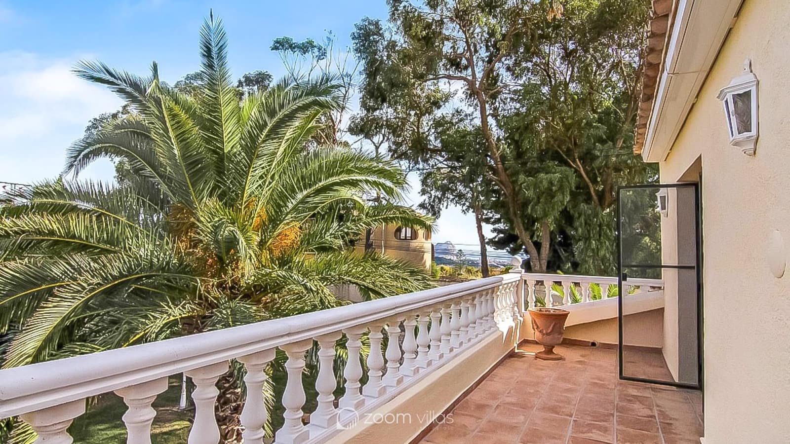 7 bedroom Villa for sale in Benissa with pool garage - € 995,000 (Ref: 8499041)