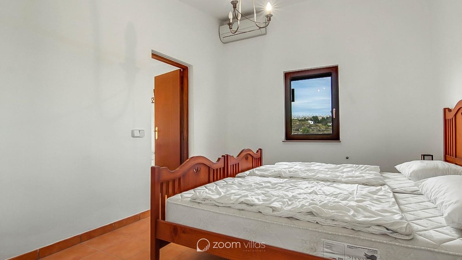 7 bedroom Villa for sale in Benissa with pool garage - € 995,000 (Ref: 8499041)