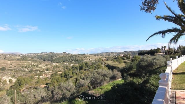 7 makuuhuone Huvila myytävänä paikassa Benissa mukana uima-altaan 
autotalli - 995 000 € (Ref: 8499041)