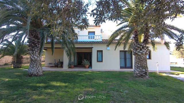 7 makuuhuone Huvila myytävänä paikassa Benissa mukana uima-altaan 
autotalli - 995 000 € (Ref: 8499041)