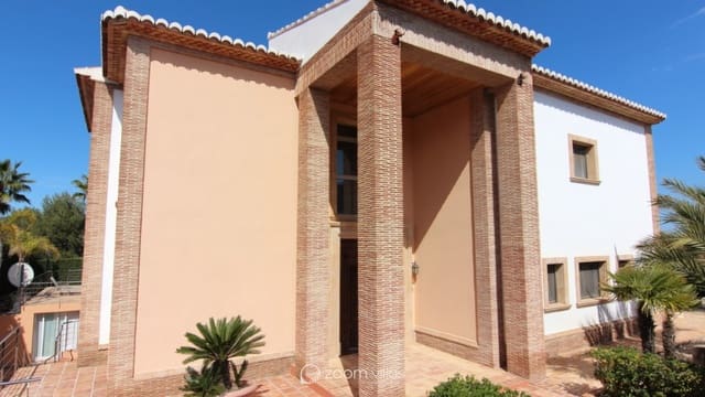 Chalet de 5 habitaciones en Javea / Xàbia en venta con piscina garaje - 1.315.000 € (Ref: 8510414)