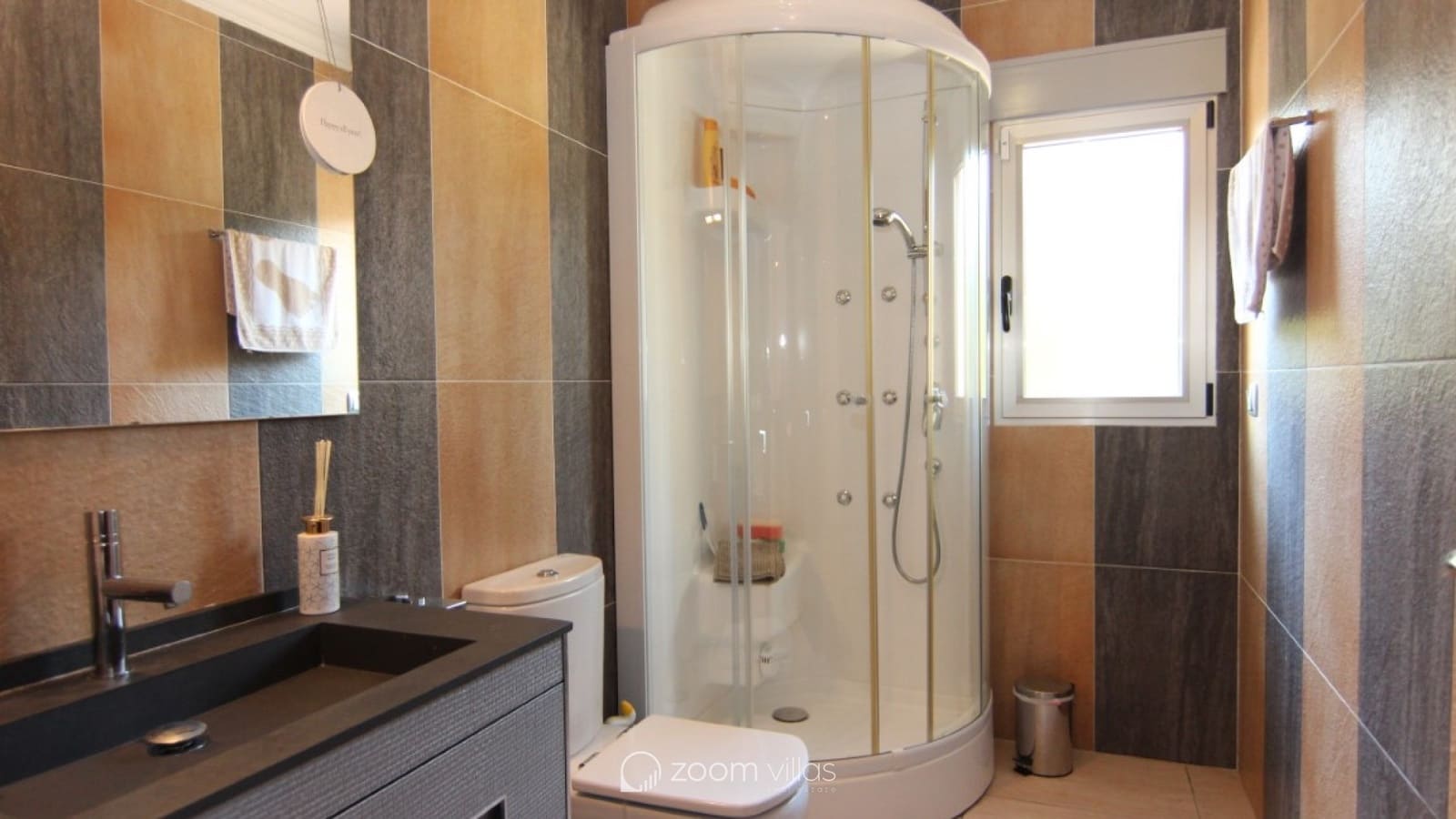 Chalet de 5 habitaciones en Javea / Xàbia en venta con piscina garaje - 1.315.000 € (Ref: 8510414)