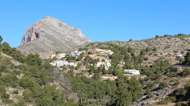 4 bedroom Villa for sale in Partida Tosal - Zona del Castellans, Javea / Xàbia with pool garage - € 1,575,000 (Ref: 8512150)