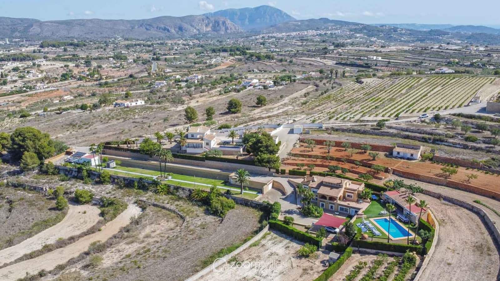 8 makuuhuone Huvila myytävänä paikassa Benissa mukana uima-altaan 
autotalli - 2 995 000 € (Ref: 8527845)