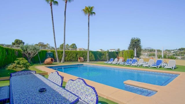 8 makuuhuone Huvila myytävänä paikassa Benissa mukana uima-altaan 
autotalli - 2 995 000 € (Ref: 8527845)