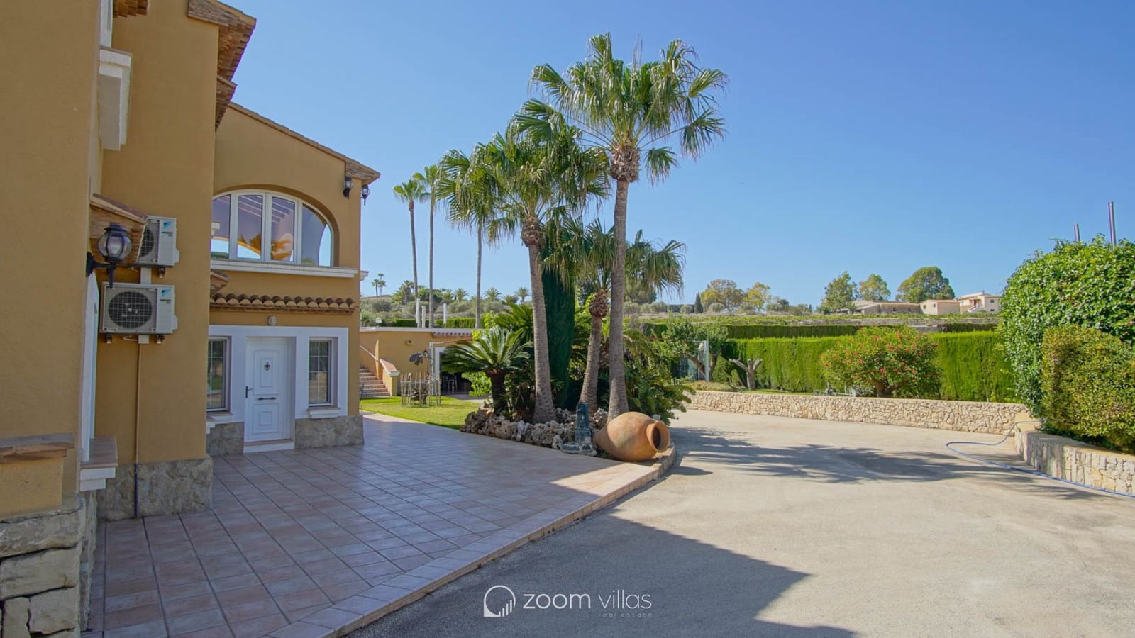 8 makuuhuone Huvila myytävänä paikassa Benissa mukana uima-altaan 
autotalli - 2 995 000 € (Ref: 8527845)