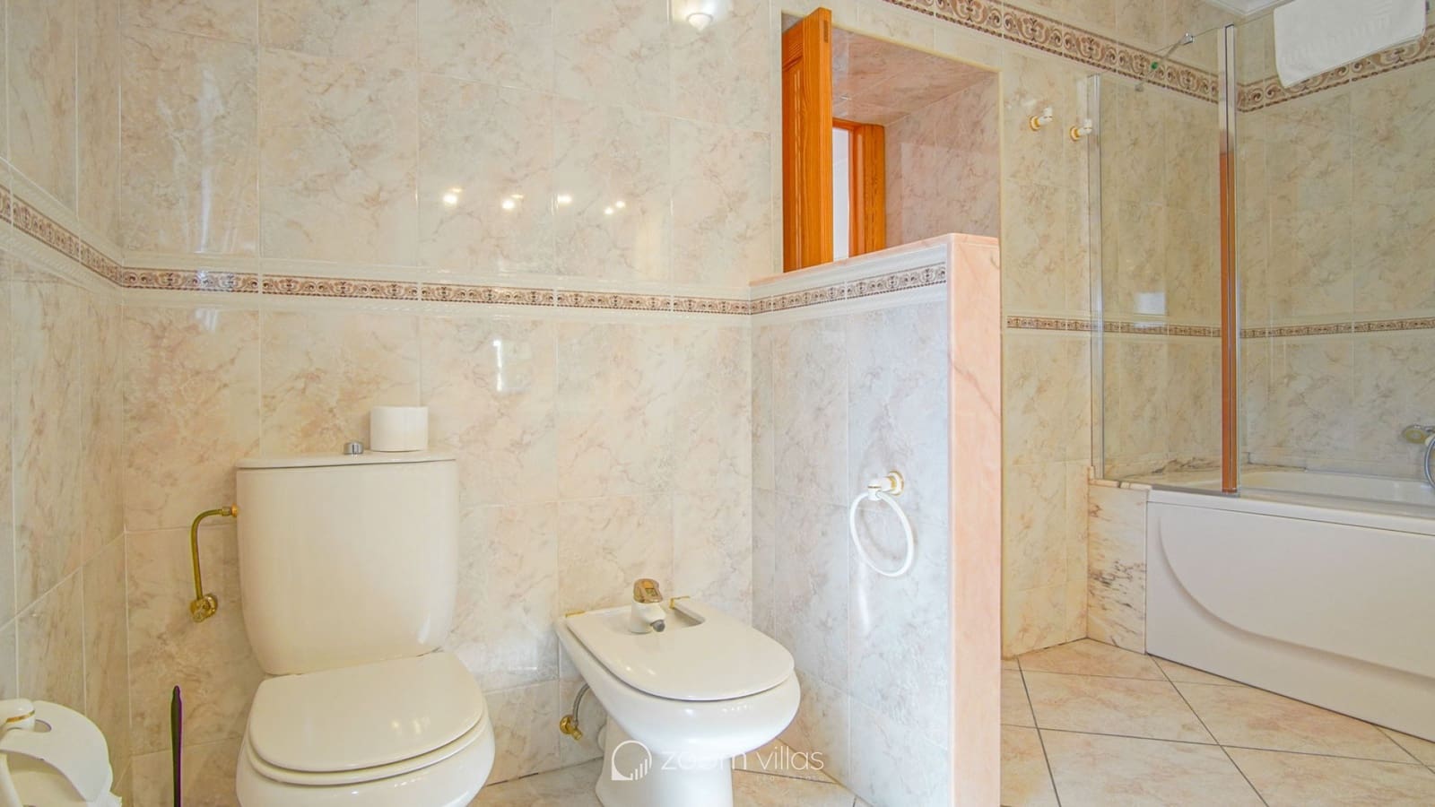 8 makuuhuone Huvila myytävänä paikassa Benissa mukana uima-altaan 
autotalli - 2 995 000 € (Ref: 8527845)