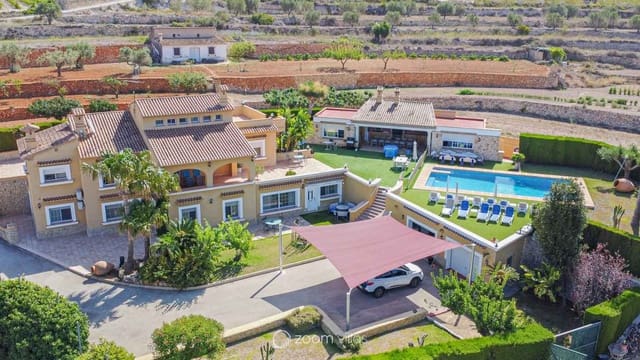 8 makuuhuone Huvila myytävänä paikassa Benissa mukana uima-altaan 
autotalli - 2 995 000 € (Ref: 8527845)