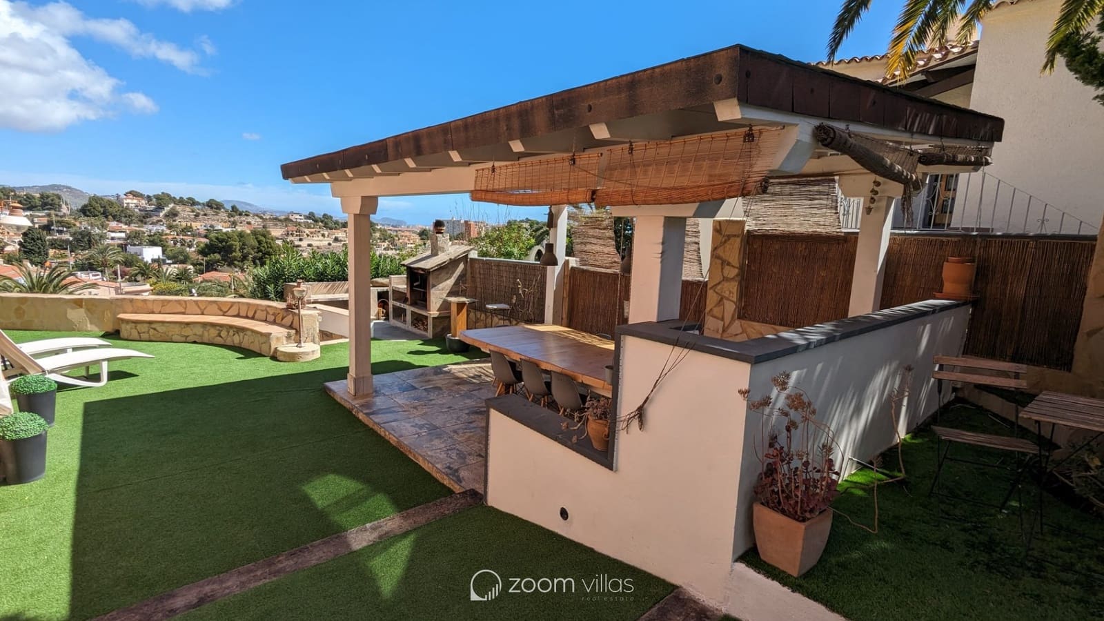 7 soverom Villa til salgs i Calpe / Calp med svømmebasseng garasje - € 845 000 (Ref: 8532928)