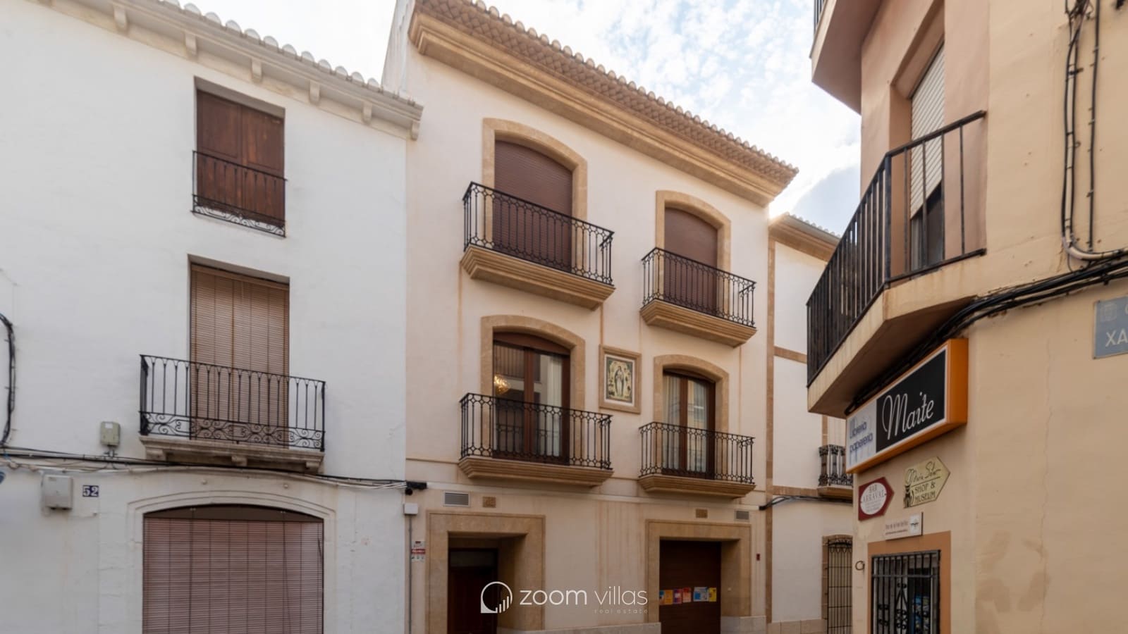 10 soveværelse Byhus til salg i Gata de Gorgos med garage - € 800.000 (Ref: 8607199)