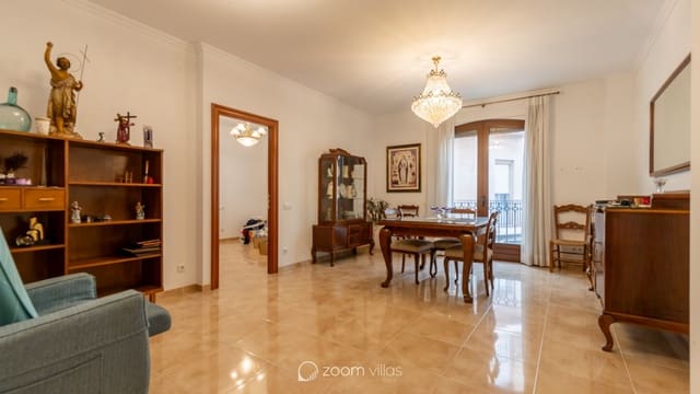 10 bedroom Townhouse for sale in Gata de Gorgos with garage - € 800,000 (Ref: 8607199)