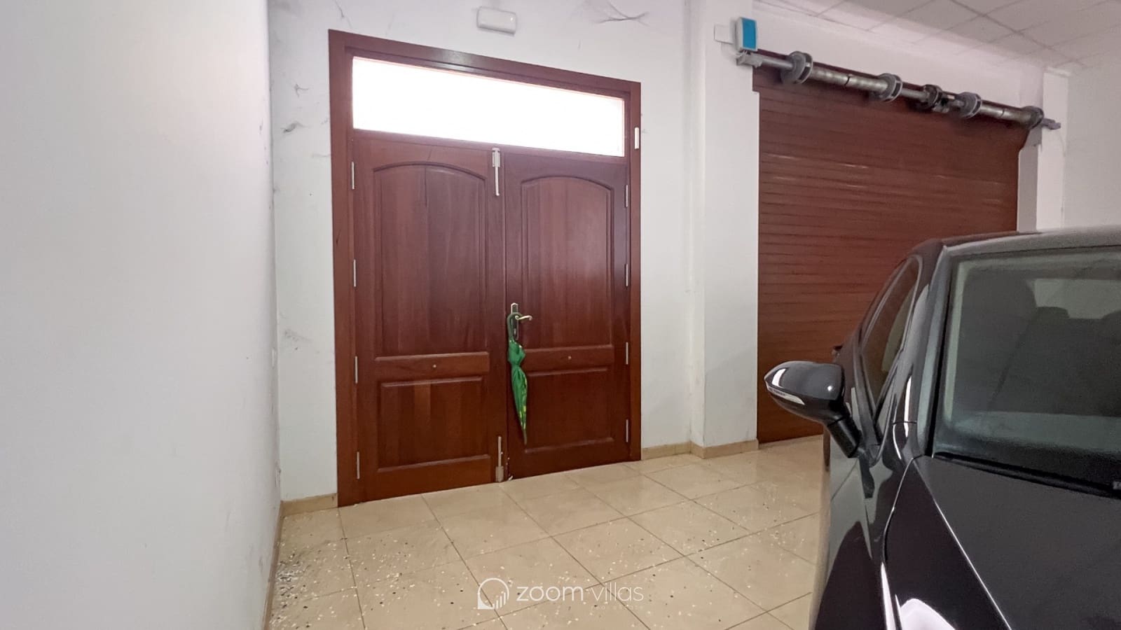8 bedroom Townhouse for sale in Gata de Gorgos with garage - € 950,000 (Ref: 8607199)
