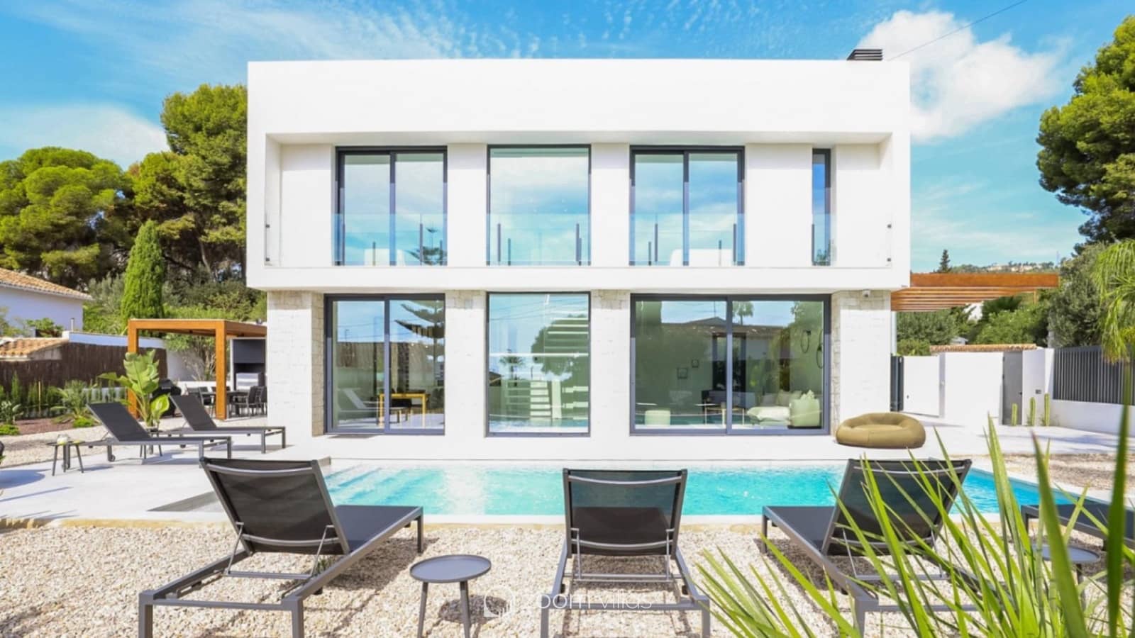 4 bedroom Villa for sale in Benissa with pool - € 1,250,000 (Ref: 8813525)