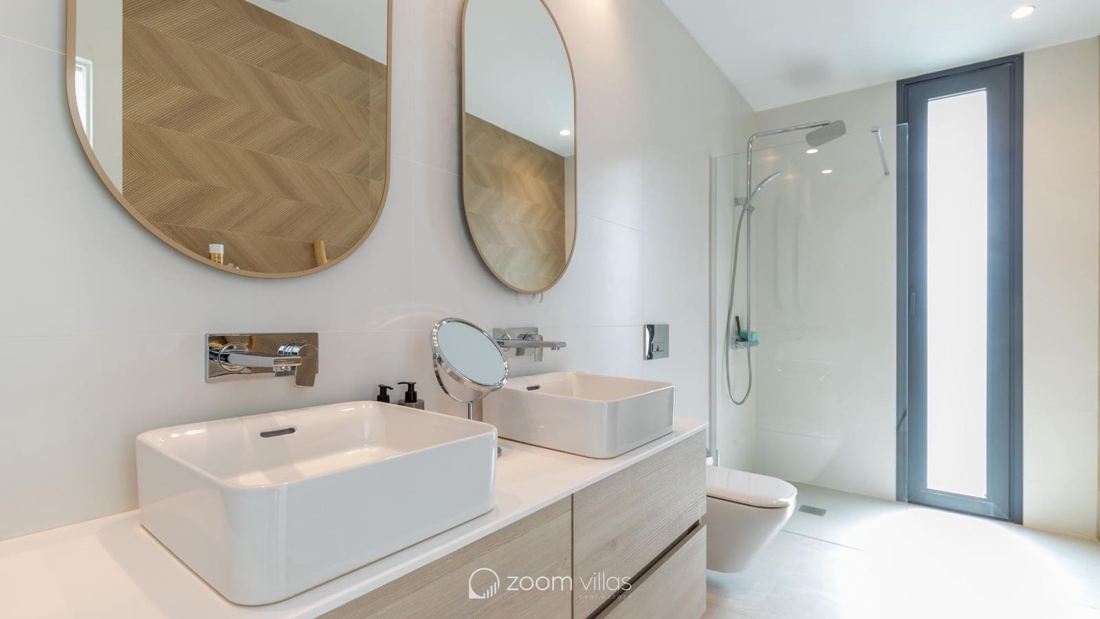 4 bedroom Villa for sale in Benissa with pool - € 1,250,000 (Ref: 8813525)