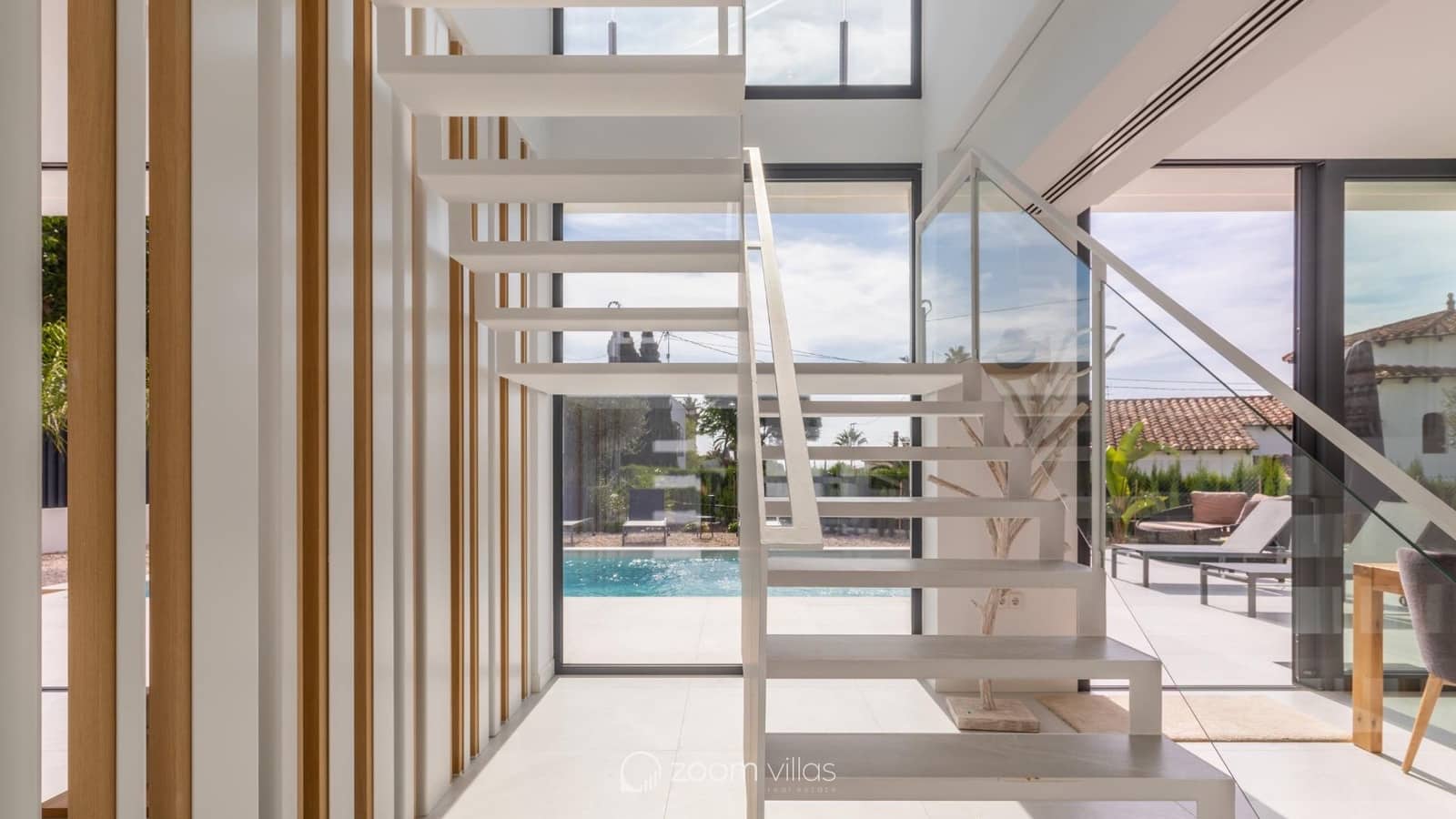 4 bedroom Villa for sale in Benissa with pool - € 1,250,000 (Ref: 8813525)