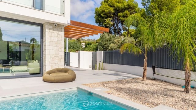 4 quarto Moradia para venda em Benissa com piscina - 1 250 000 € (Ref: 8813525)