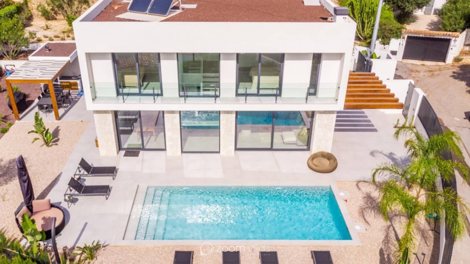 4 bedroom Villa for sale in Benissa with pool - € 1,250,000 (Ref: 8813525)