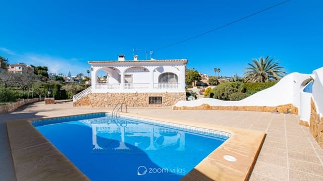 6 Zimmer Villa zu verkaufen in Benissa mit Pool - 990.000 € (Ref: 8837397)