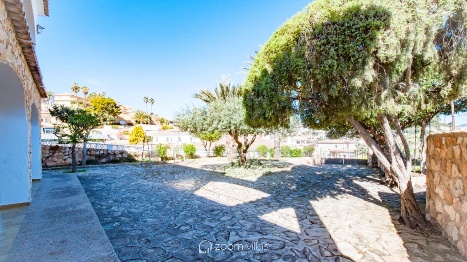 6 Zimmer Villa zu verkaufen in Benissa mit Pool - 990.000 € (Ref: 8837397)