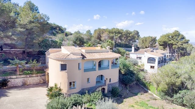 Chalet de 4 habitaciones en Javea / Xàbia en venta con piscina - 875.000 € (Ref: 8868002)