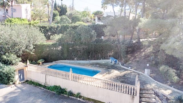 Chalet de 4 habitaciones en Javea / Xàbia en venta con piscina - 875.000 € (Ref: 8868002)