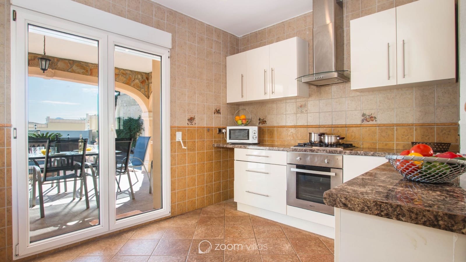 4 bedroom Villa for sale in Calpe / Calp with pool - € 670,000 (Ref: 8891322)