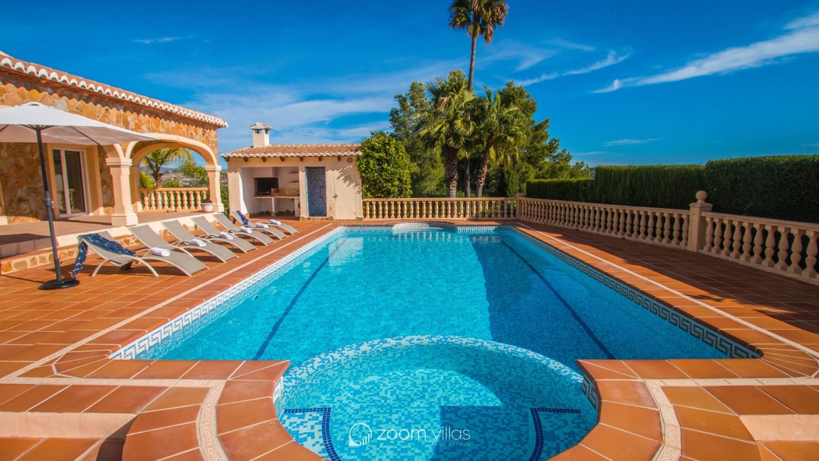 4 bedroom Villa for sale in Calpe / Calp with pool - € 670,000 (Ref: 8891322)