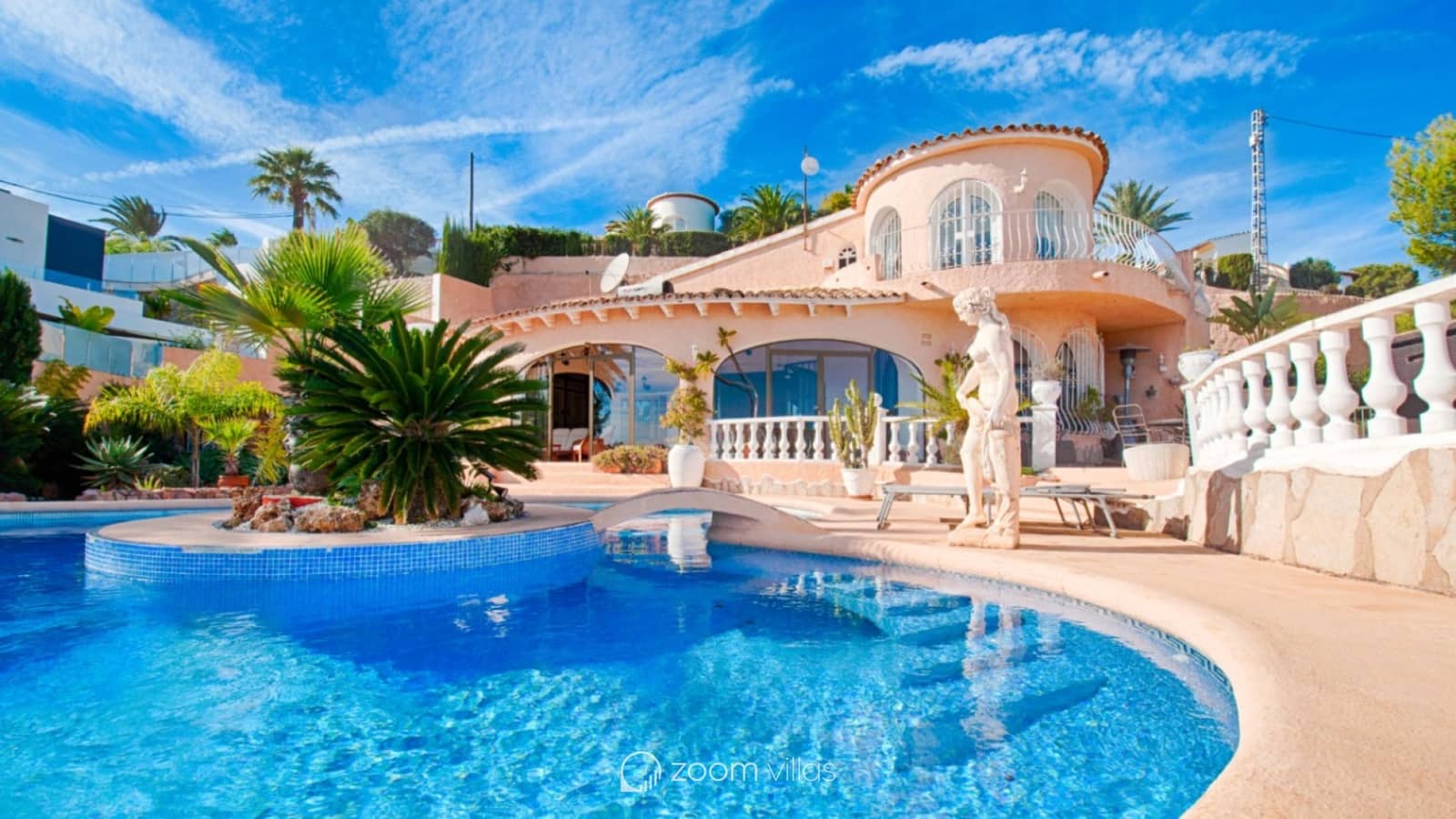 3 soveværelse Villa til salg i Moraira med swimmingpool - € 1.550.000 (Ref: 8893451)