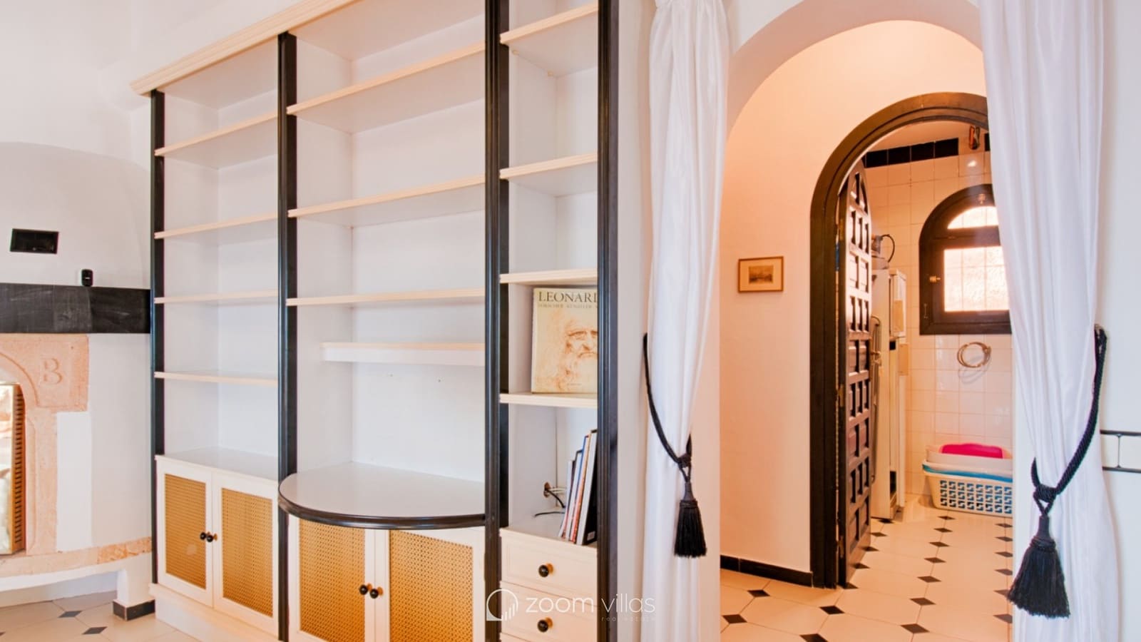 3 soveværelse Villa til salg i Moraira med swimmingpool - € 1.550.000 (Ref: 8893451)