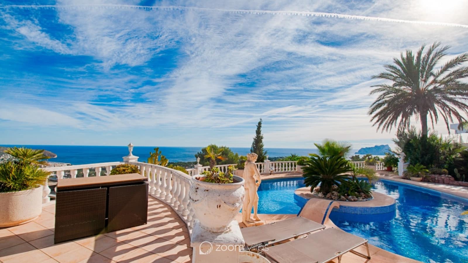 3 soveværelse Villa til salg i Moraira med swimmingpool - € 1.550.000 (Ref: 8893451)