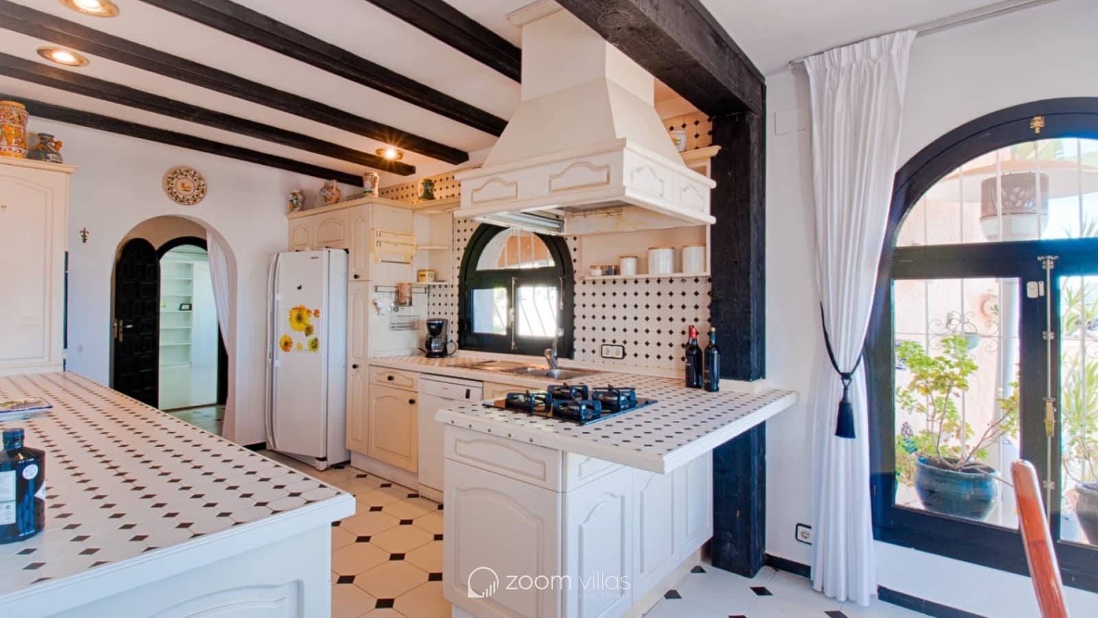 3 soveværelse Villa til salg i Moraira med swimmingpool - € 1.550.000 (Ref: 8893451)