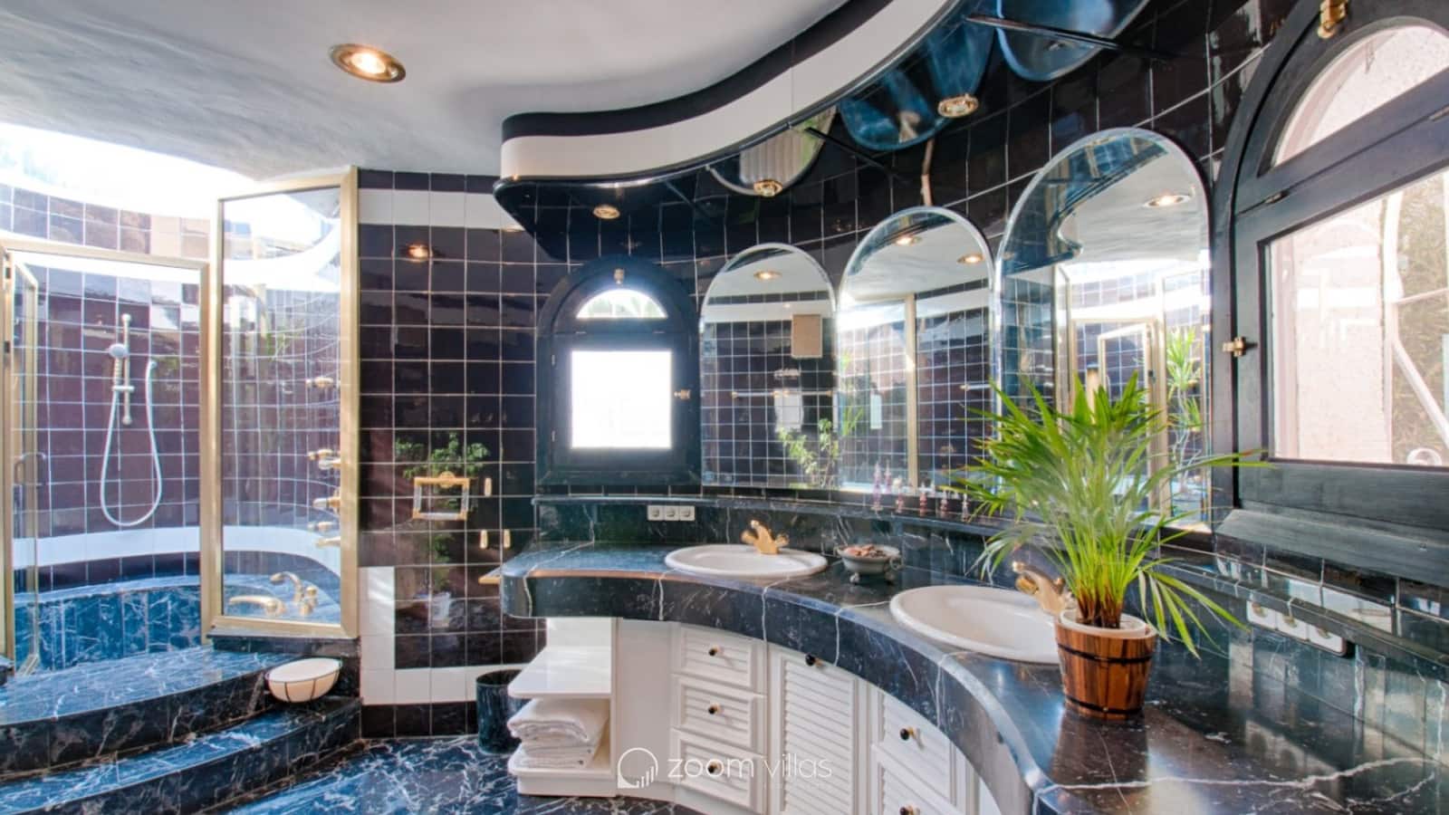 3 soveværelse Villa til salg i Moraira med swimmingpool - € 1.550.000 (Ref: 8893451)