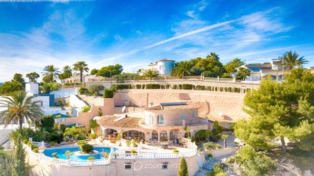 3 soveværelse Villa til salg i Moraira, Teulada-Moraira med swimmingpool - € 1.550.000 (Ref: 8893451)
