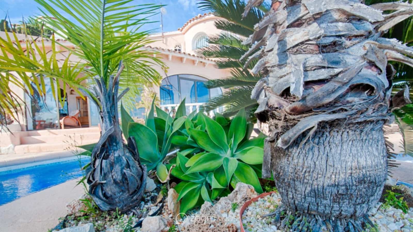 3 soveværelse Villa til salg i Moraira med swimmingpool - € 1.550.000 (Ref: 8893451)