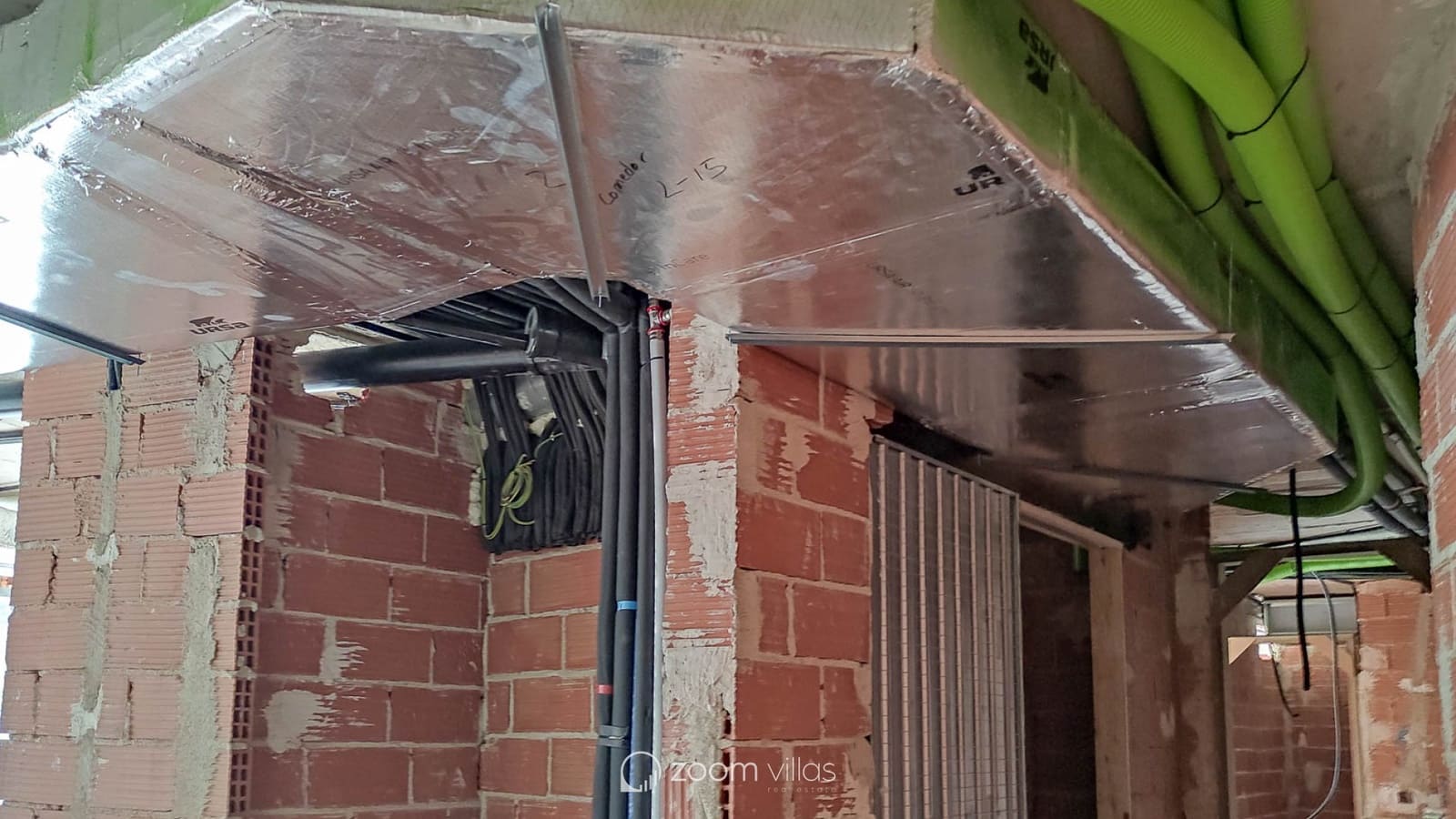 4 bedroom Villa for sale in Altea with pool - € 2,250,000 (Ref: 8962606)