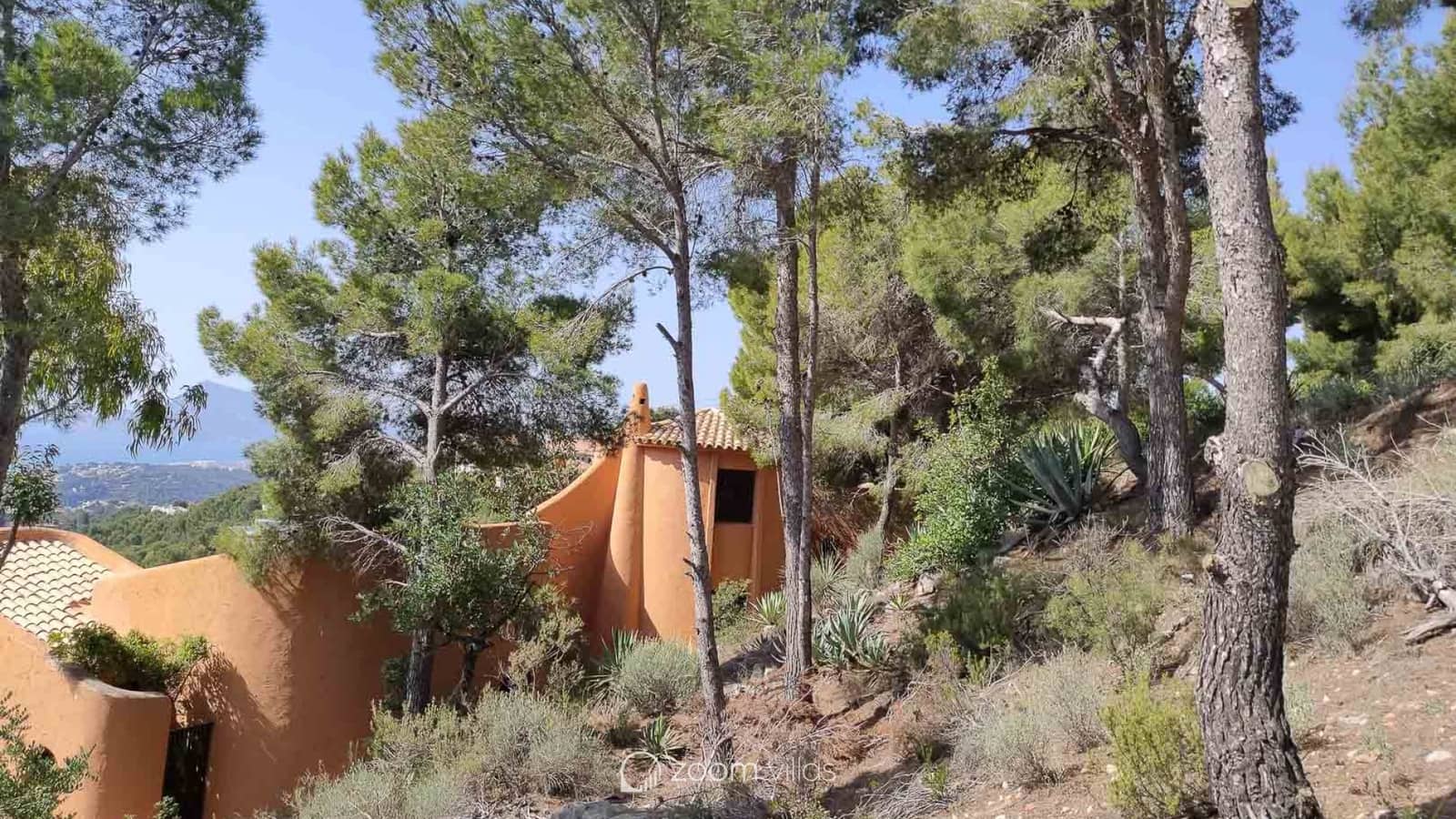 4 bedroom Villa for sale in Altea with pool - € 2,250,000 (Ref: 8962606)