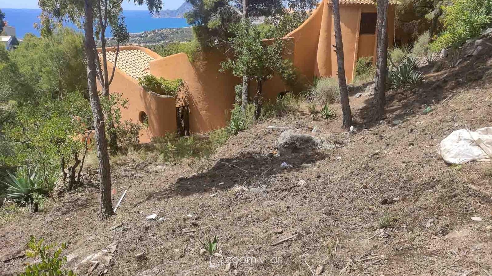 4 bedroom Villa for sale in Altea with pool - € 2,250,000 (Ref: 8962606)