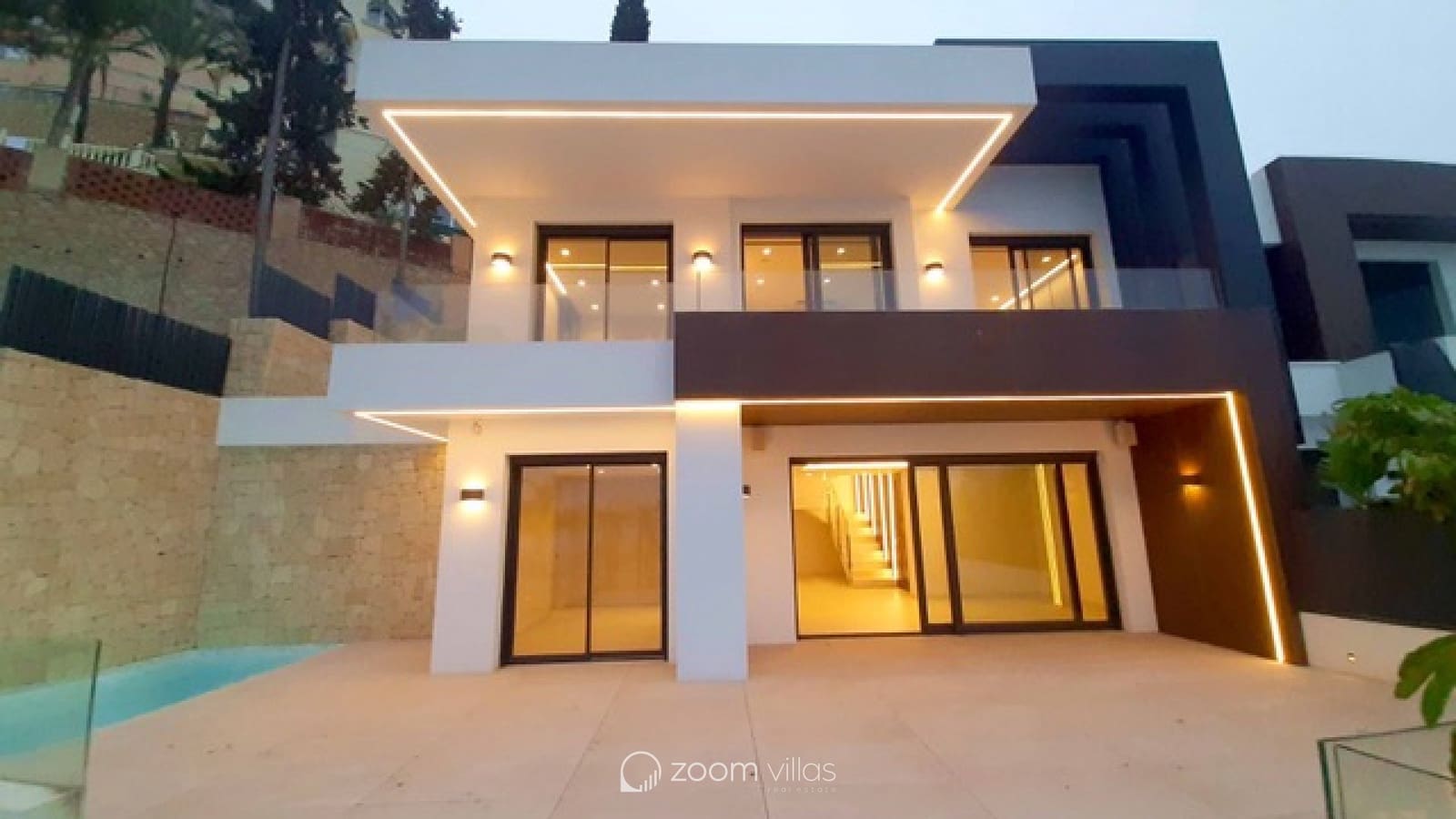 3 soveværelse Lejlighed til salg i Benidorm med swimmingpool - € 1.650.000 (Ref: 9025056)