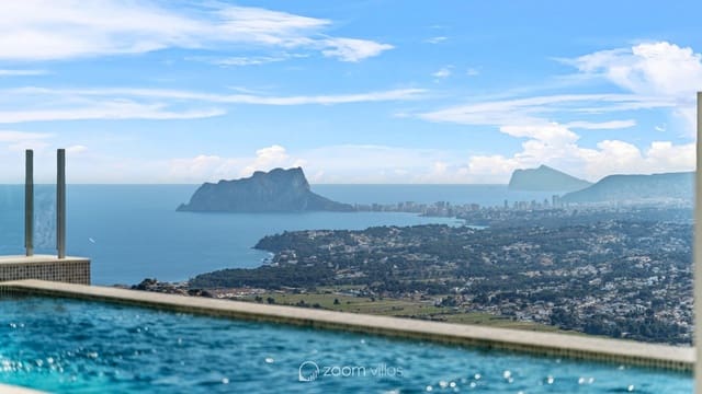 Chalet de 3 habitaciones en Cumbre del Sol, Benitachell / Benitatxell en venta con piscina garaje - 1.600.850 € (Ref: 9028697)