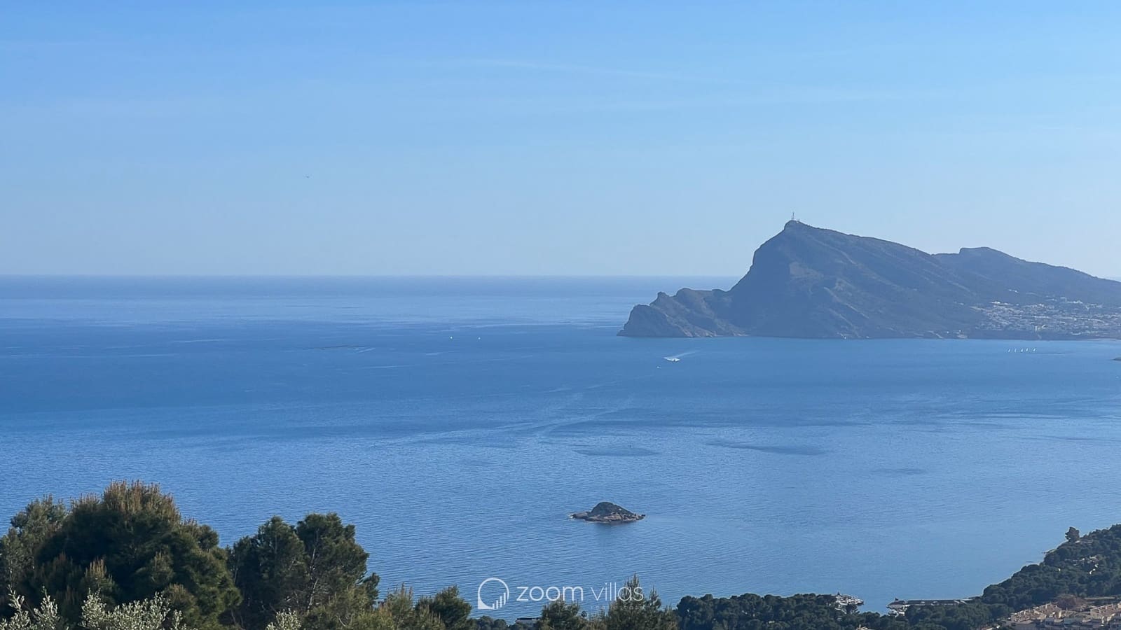 5 bedroom Villa for sale in Altea - € 2,690,000 (Ref: 9035741)