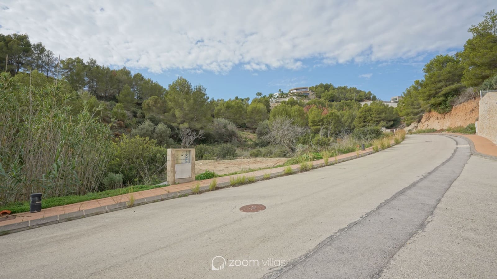 3 makuuhuone Huvila myytävänä paikassa Benissa mukana uima-altaan - 1 495 000 € (Ref: 9041255)