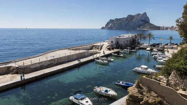 3 makuuhuone Huvila myytävänä paikassa Benissa mukana uima-altaan - 1 495 000 € (Ref: 9041255)