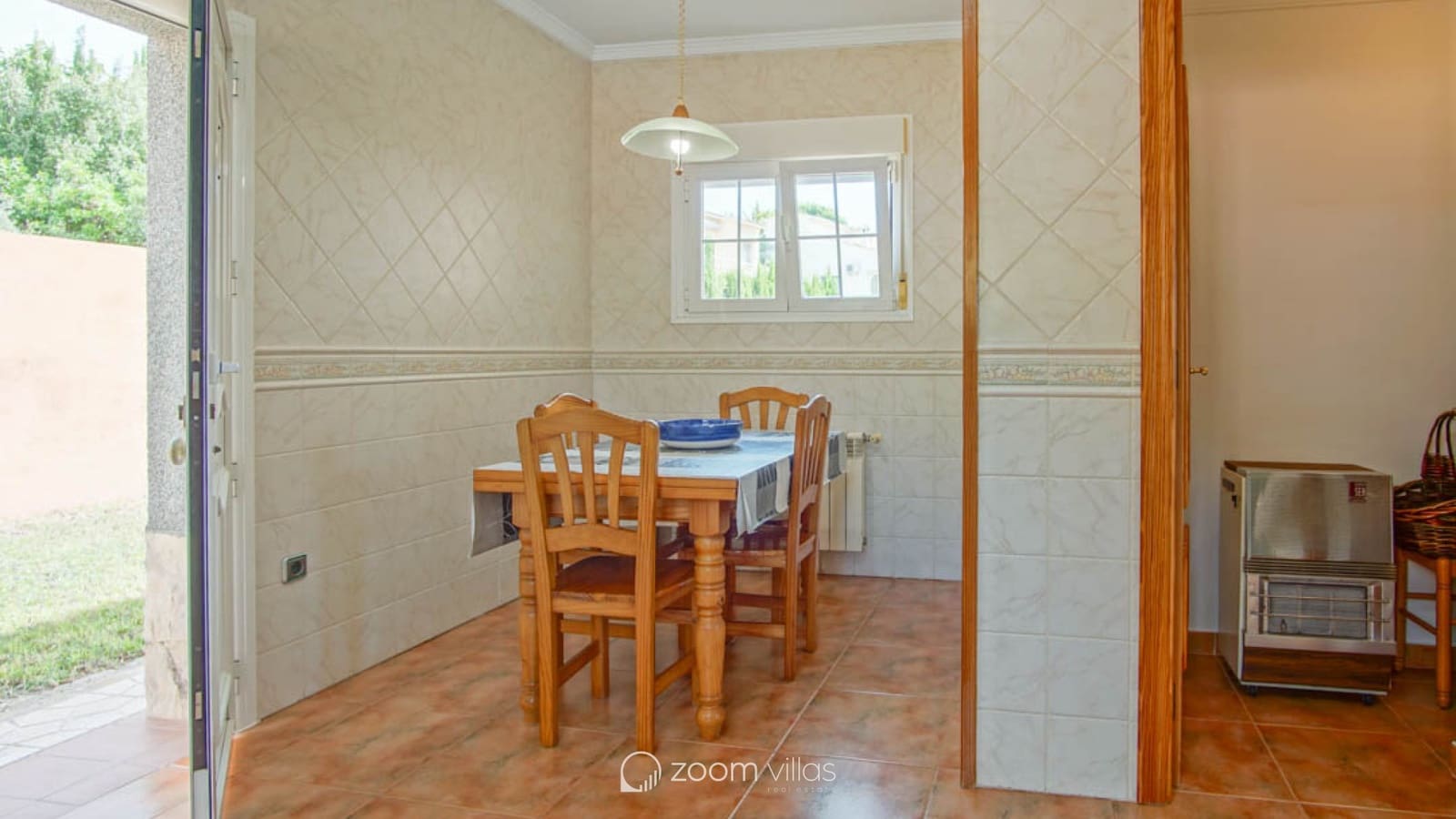 5 makuuhuone Huvila myytävänä paikassa Calpe / Calp mukana uima-altaan - 725 000 € (Ref: 9063714)