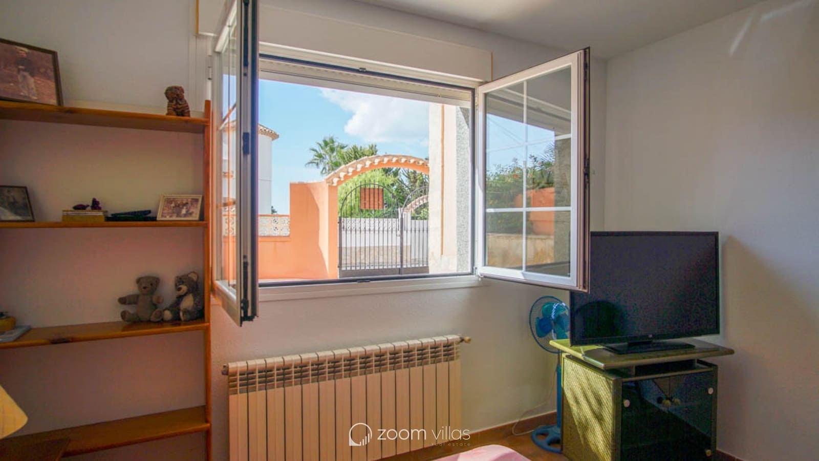 5 makuuhuone Huvila myytävänä paikassa Calpe / Calp mukana uima-altaan - 725 000 € (Ref: 9063714)