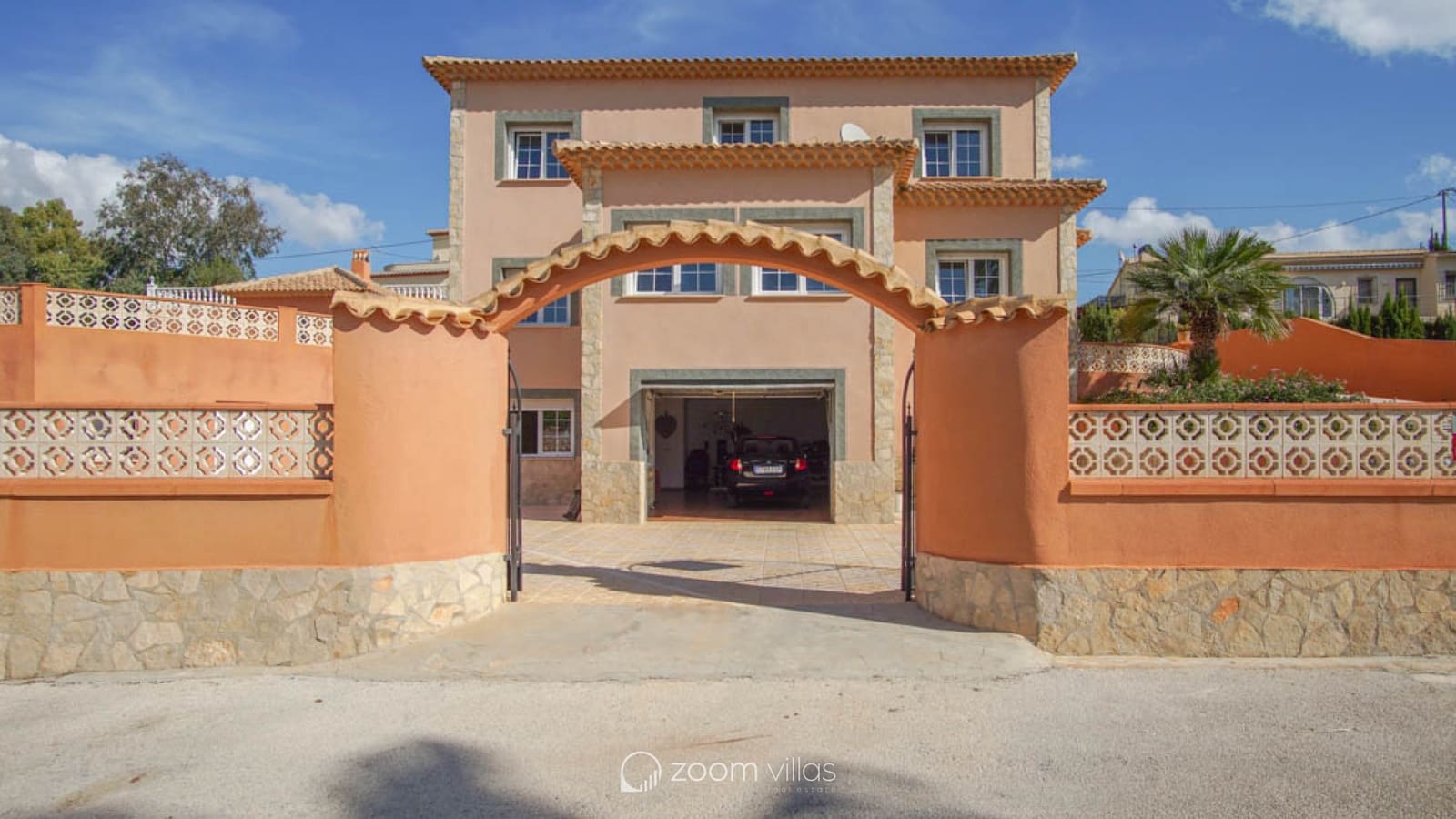 5 makuuhuone Huvila myytävänä paikassa Calpe / Calp mukana uima-altaan - 725 000 € (Ref: 9063714)