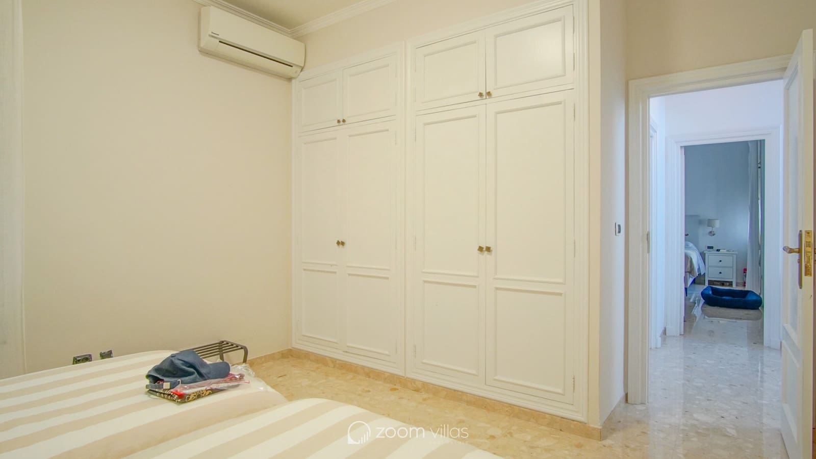 6 bedroom Villa for sale in Denia with pool - € 1,060,000 (Ref: 9064411)